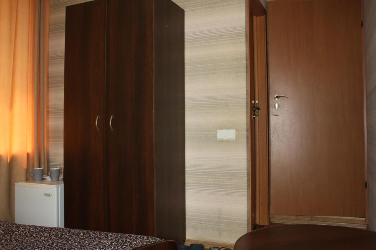 Комната Гостиничного Типа, Алчевских 24 Harkiv Dış mekan fotoğraf