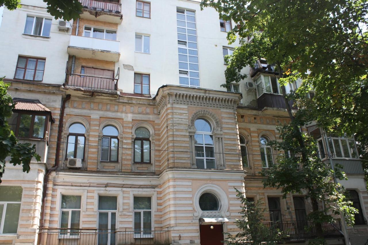Комната Гостиничного Типа, Алчевских 24 Harkiv Dış mekan fotoğraf